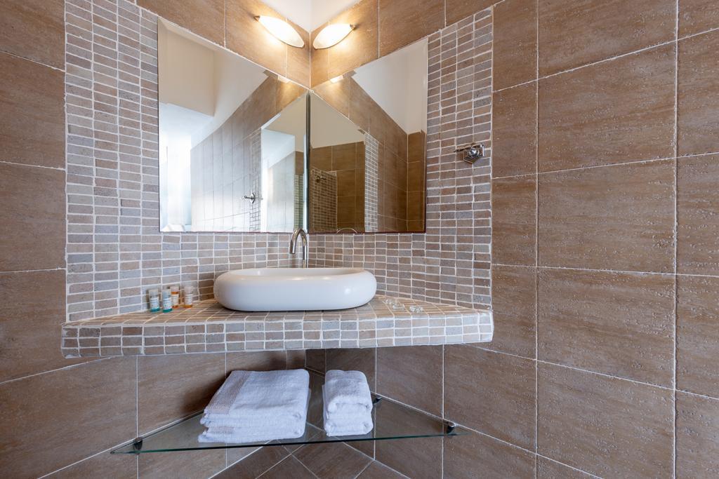 Red Cliff Villa 2Bedroom Villa With Caldera View And Plunge Pool Akrotiri (Santorini) Exterior photo