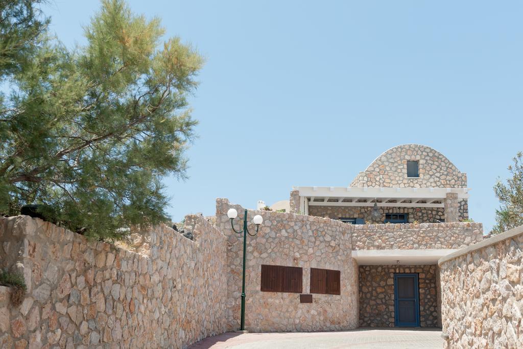 Red Cliff Villa 2Bedroom Villa With Caldera View And Plunge Pool Akrotiri (Santorini) Exterior photo
