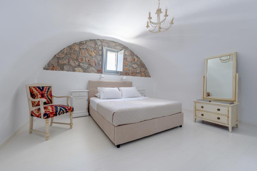 Red Cliff Villa 2Bedroom Villa With Caldera View And Plunge Pool Akrotiri (Santorini) Exterior photo